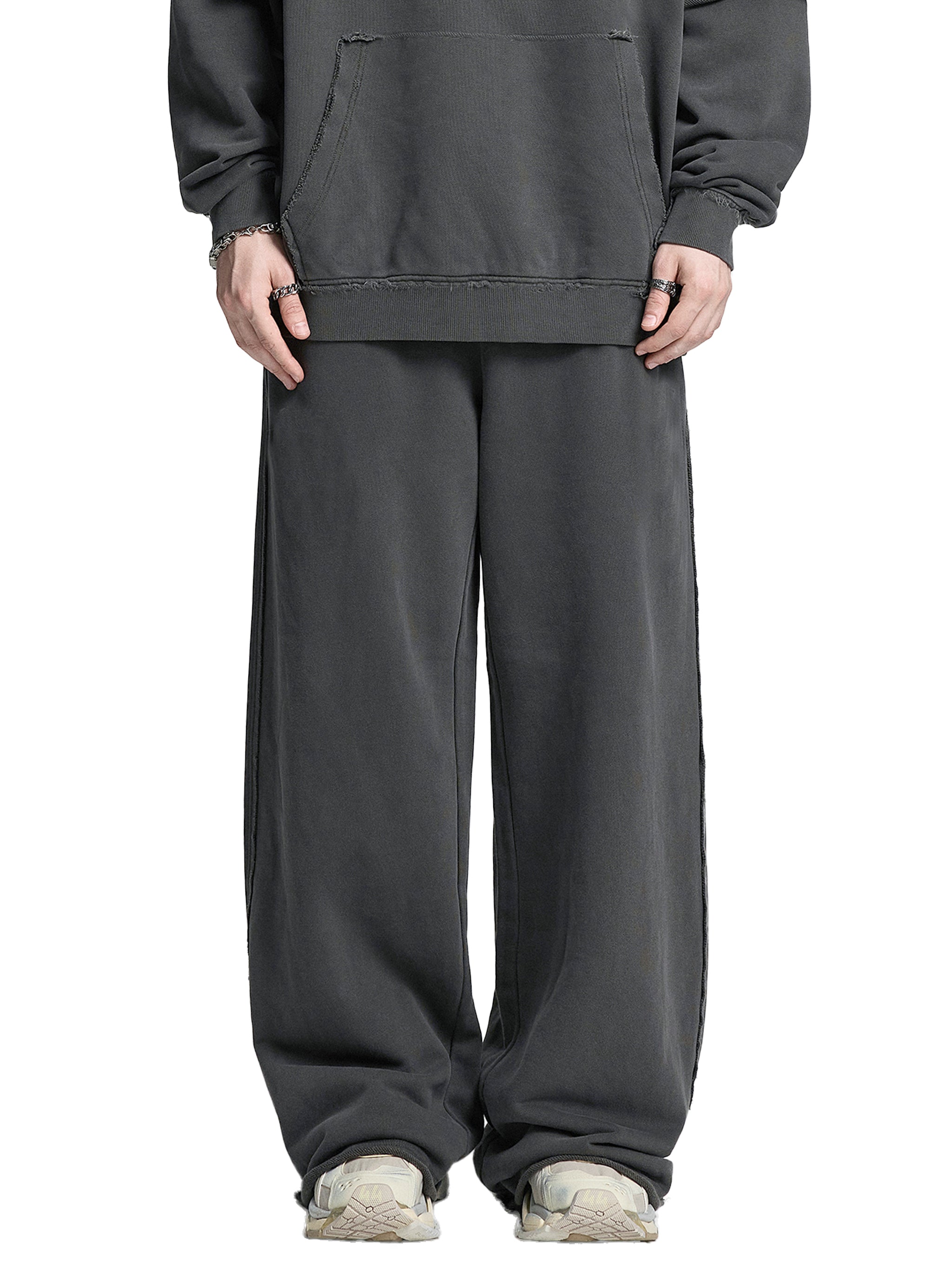 Double Venus Snow Washed Raw Edge Sweatpants